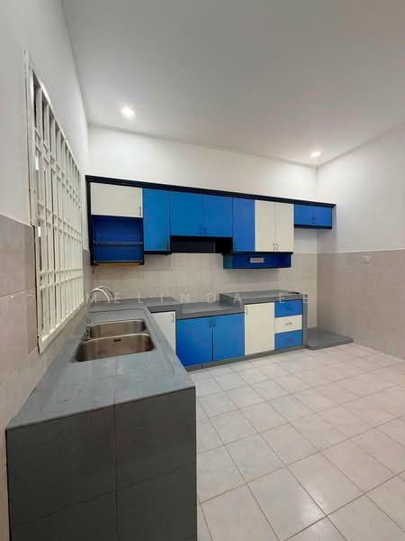 1-storey Terraced House for Sale in Bandar Putra (Kulai) - Melinda Ee - Kitchen - PropertyGuru.com.my