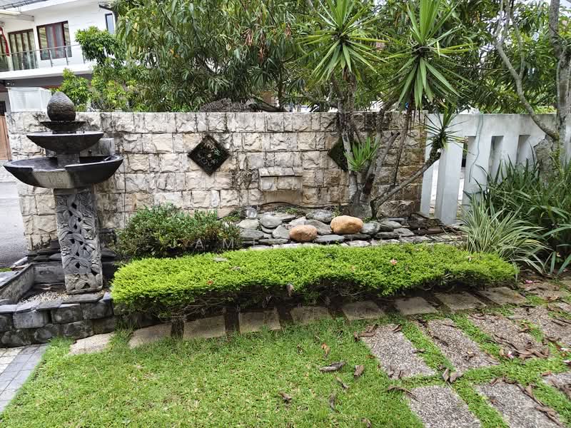 Rumah Banglo untuk Dijual di Bukit Rahman Putra (Sungai Buloh) - James Yim - fountain - PropertyGuru.com.my