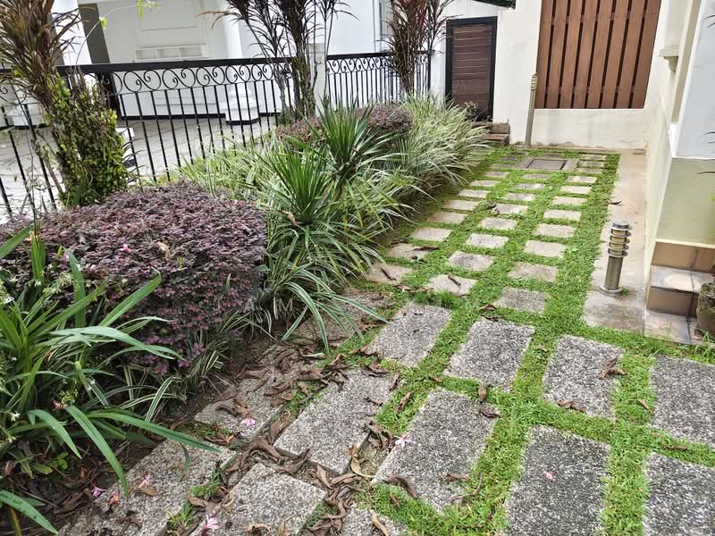 Bungalow House for Sale in Bukit Rahman Putra (Sungai Buloh) - James Yim - garden 2 - PropertyGuru.com.my