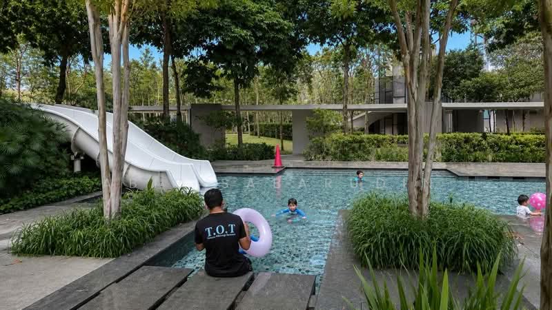 Kondominium untuk Dijual di Seri Riana Residence - Abid Sabarudin - Pool - PropertyGuru.com.my