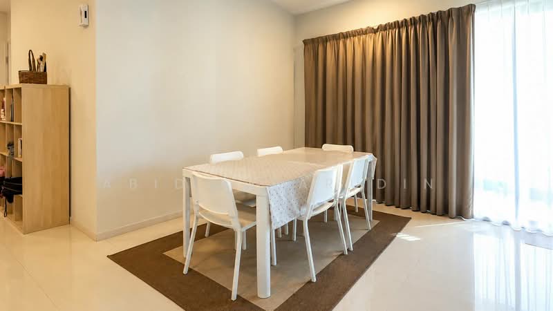 Kondominium untuk Dijual di Seri Riana Residence - Abid Sabarudin - Dining Room - PropertyGuru.com.my