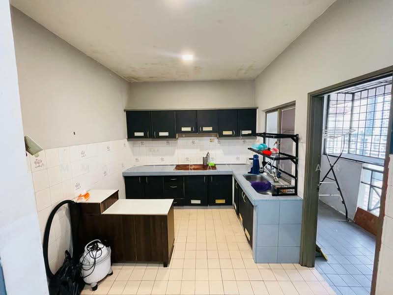 Condominium for Sale at Sri Suajaya Condominium - Ammar Imran Anuar - PropertyGuru.com.my