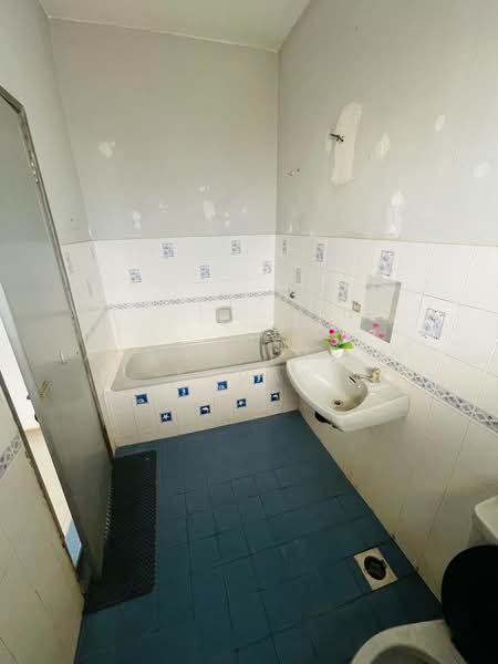 Condominium for Sale at Sri Suajaya Condominium - Ammar Imran Anuar - PropertyGuru.com.my