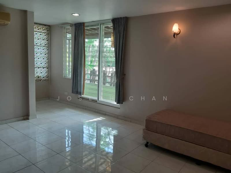 Rumah Teres 2 Tingkat untuk Dijual di Seksyen 7 (Shah Alam) - Joseph Chan - Bed room - PropertyGuru.com.my