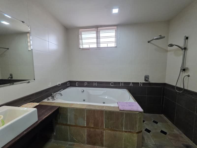 Rumah Teres 2-Tingkat untuk Dijual di Seksyen 7 (Shah Alam) - Joseph Chan - Bathroom - PropertyGuru.com.my