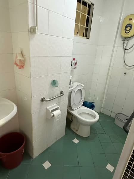 Apartment for Sale at Perdana Puri - Alison Chiu - Bathroom - PropertyGuru.com.my
