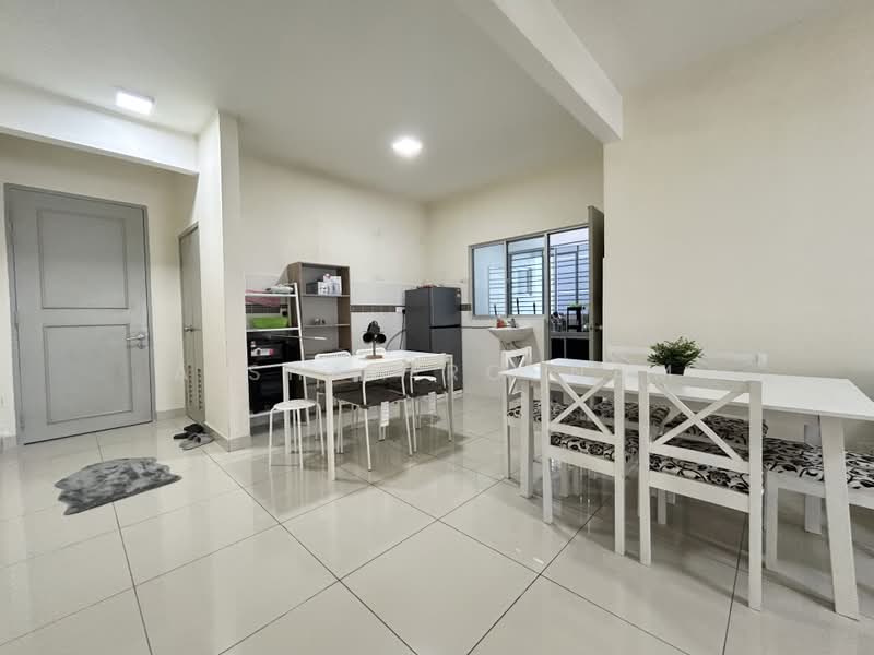 Condominium for Rent at Tiara ParkHomes - Aishah Rosnam - Dining Area - PropertyGuru.com.my
