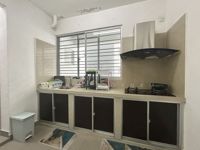 Condominium for Rent at Tiara ParkHomes - Aishah Rosnam - Kitchen - PropertyGuru.com.my