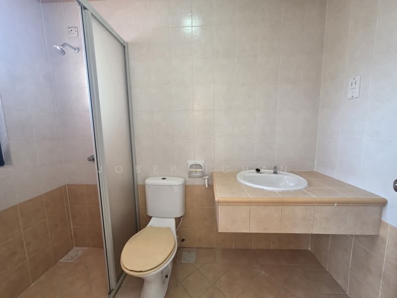 Rumah Teres 2 Tingkat untuk Dijual di Bukit Jelutong (Shah Alam) - Joseph Chan - Bathroom - PropertyGuru.com.my
