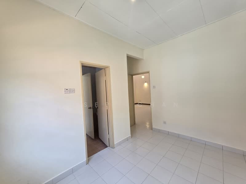Rumah Teres 2 Tingkat untuk Dijual di Bukit Jelutong (Shah Alam) - Joseph Chan - Interior - PropertyGuru.com.my