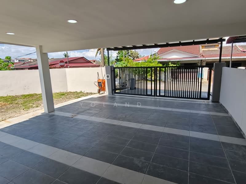 Rumah Teres 1 Tingkat untuk Dijual di Taman Universiti (Skudai) - Yoland . - Exterior - PropertyGuru.com.my