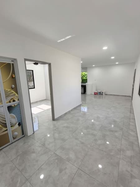 Rumah Teres 1 Tingkat untuk Dijual di Taman Universiti (Skudai) - Yoland . - Interior - PropertyGuru.com.my