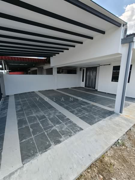 Rumah Teres 1 Tingkat untuk Dijual di Taman Universiti (Skudai) - Yoland . - Exterior - PropertyGuru.com.my