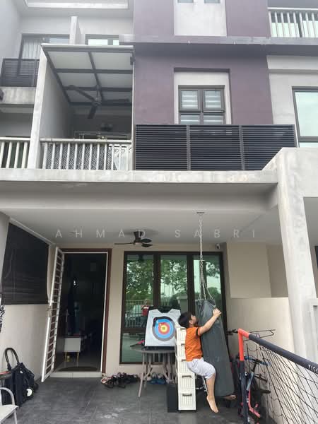 Townhouse for Sale in Kajang (Selangor) - Ahmad Sabri - Exterior - PropertyGuru.com.my