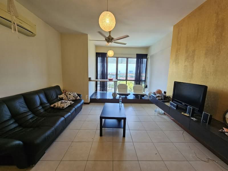 Apartment for Rent at Molek Pine 1 - Ee Fong Toh - Living Room - PropertyGuru.com.my