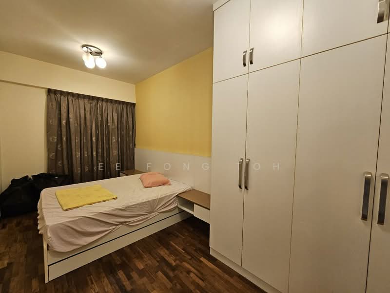 Apartment for Rent at Molek Pine 1 - Ee Fong Toh - PropertyGuru.com.my