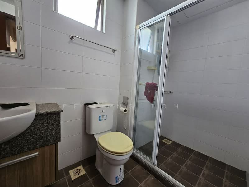 Apartment for Rent at Molek Pine 1 - Ee Fong Toh - PropertyGuru.com.my