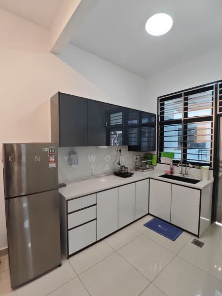 Rumah Kluster untuk Disewa di Iskandar Puteri (Nusajaya) (Johor) - Kenny Wong Chen Yao - Kitchen - PropertyGuru.com.my