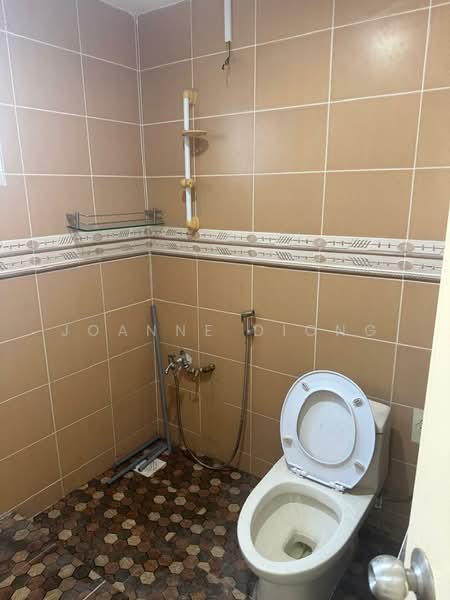 Kondominium untuk Disewa di Kelana Parkview Condominium - Joanne Diong - Bathroom - PropertyGuru.com.my