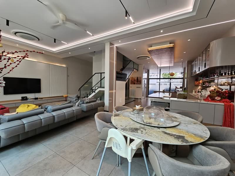 Rumah Teres 3.5-Tingkat untuk Dijual di The Mansions (Desa Parkcity) - Grace Ho - Living Room - PropertyGuru.com.my
