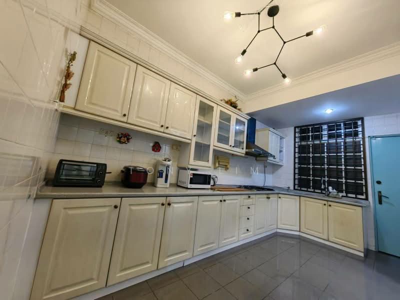 Semi-Detached House for Rent in Taman Perling (Perling) - Tony Lim - Kitchen - PropertyGuru.com.my