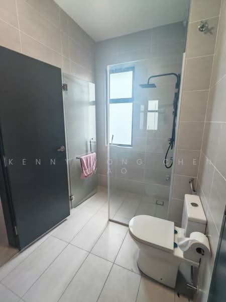 Semi-Detached House for Rent in Bandar Penawar (Kota Tinggi) - Kenny Wong Chen Yao - Bathroom - PropertyGuru.com.my