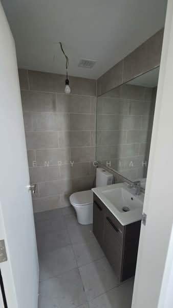Condominium for Sale at Est8 - Henry Chiah - Bathroom - PropertyGuru.com.my