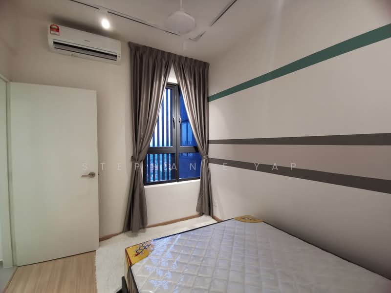 Servis Apartment untuk Dijual di Gravit8, Klang - Stephanie Yap - Bedroom - PropertyGuru.com.my