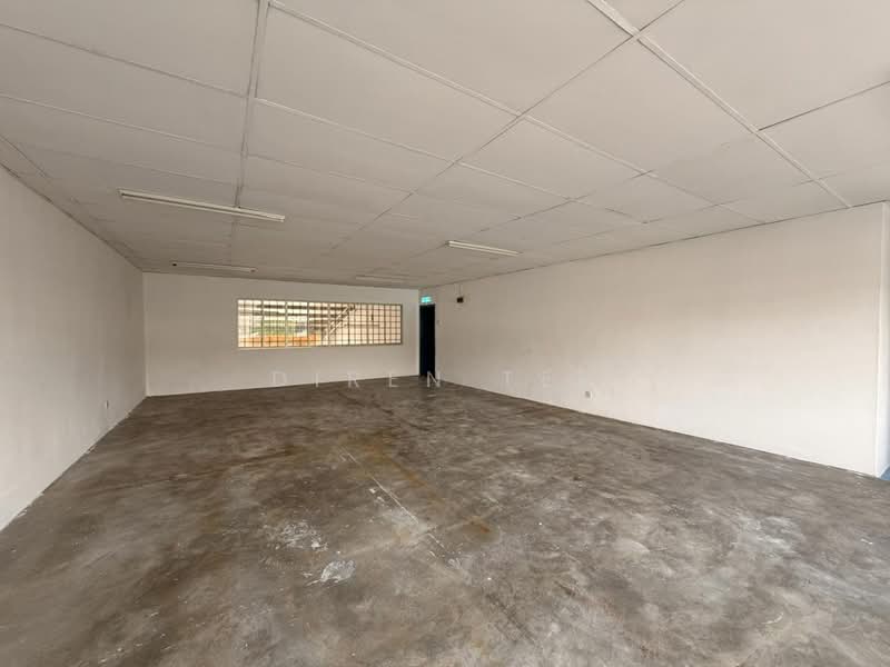 Kilang untuk Disewa di Batu Caves (Selangor) - Diren Tee - Interior - PropertyGuru.com.my