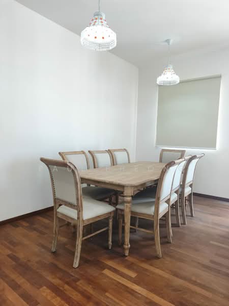 Servis Apartment untuk Disewa di The Tamarind - Paul Pheong - Dining Room - PropertyGuru.com.my