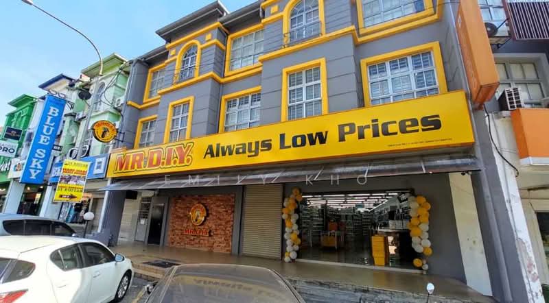 Shop for Rent in Subang Jaya (Selangor) - Emily Kho - Exterior - PropertyGuru.com.my