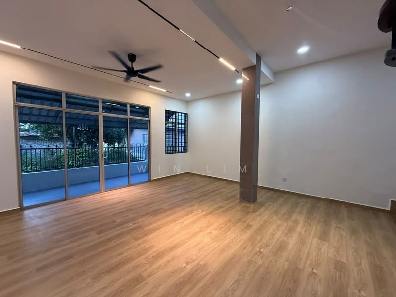 Rumah Teres 3 Tingkat untuk Dijual di Taman Tampoi Utama (Johor Bahru) - Win Lim - Living Room - PropertyGuru.com.my