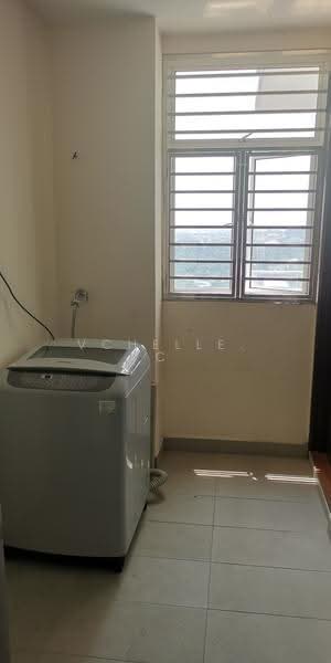 Kediaman Servis untuk Disewa di Tropez Residences - Vchelle. C - PropertyGuru.com.my