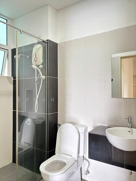 Servis Apartment untuk Disewa di 1Medini - Terrance Soong - Bathroom - PropertyGuru.com.my