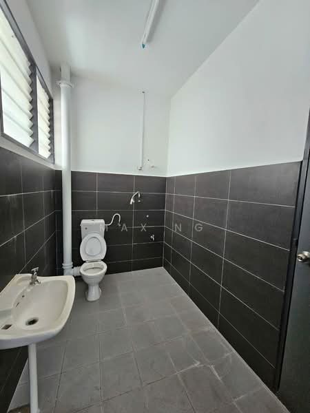 Rumah Berkembar untuk Dijual di Tanjung Tokong (Penang) - Max Ng - Bathroom - PropertyGuru.com.my
