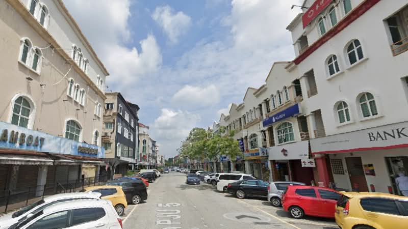 Shop / Office for Rent in Dataran Sunway (Kota Damansara) - Desmond Tang - Exterior - PropertyGuru.com.my