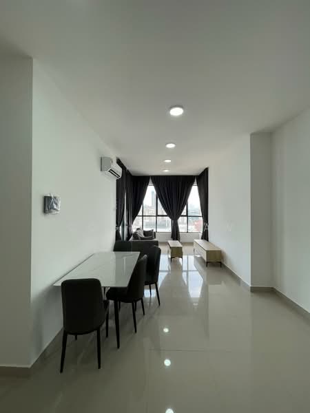 Servis Apartment untuk Dijual di Lavile Kuala Lumpur - Cogan Law - Living Room - PropertyGuru.com.my