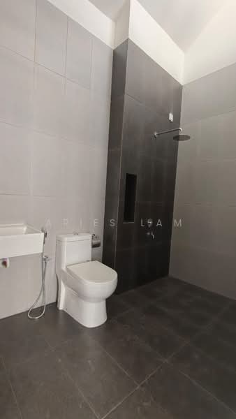 Rumah Teres 2-Tingkat untuk Dijual di Taman Mount Austin (Tebrau) - Aries Lam - PropertyGuru.com.my