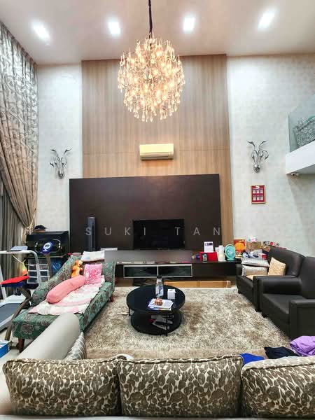 3-storey Terraced House for Sale in Lake Fields (Sungai Besi) - Suki Tan - Living Room - PropertyGuru.com.my