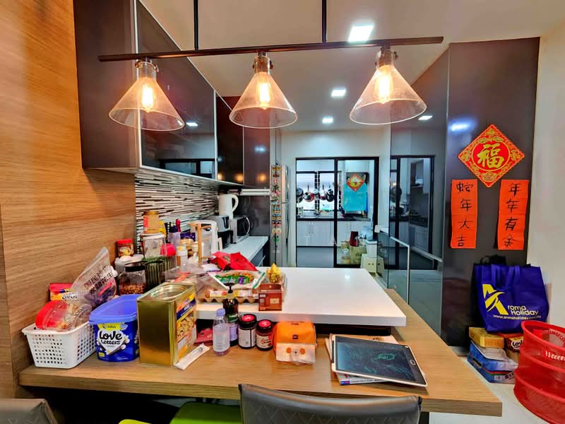 3-storey Terraced House for Sale in Lake Fields (Sungai Besi) - Suki Tan - Kitchen - PropertyGuru.com.my
