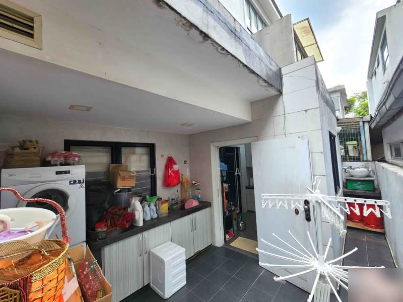 3-storey Terraced House for Sale in Lake Fields (Sungai Besi) - Suki Tan - Exterior - PropertyGuru.com.my