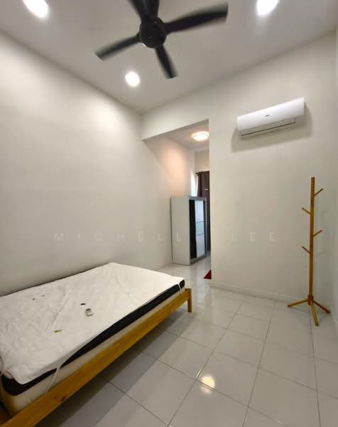 2-storey Terraced House for Rent in Bandar Saujana Putra (Tanjong Duabelas) - Michelle Lee - Bedroom - PropertyGuru.com.my