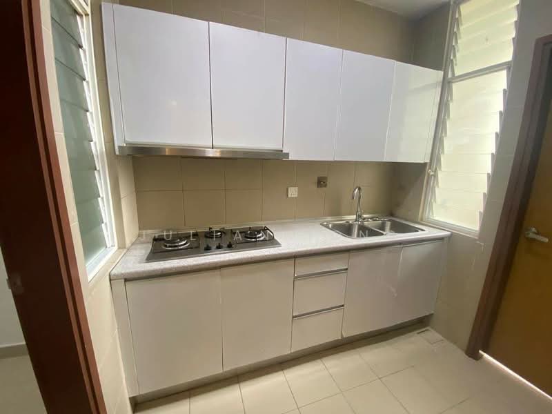 Condominium for Sale at Sri Putramas III / Royal Regent - Julian Tong - Kitchen - PropertyGuru.com.my