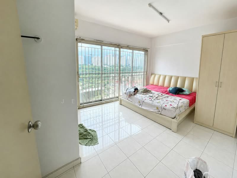 Pangsapuri untuk Dijual di Prima Tiara 1 - Jeffrey Yap - Bedroom - PropertyGuru.com.my