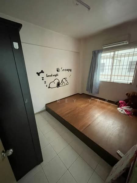 Pangsapuri untuk Dijual di Prima Tiara 1 - Jeffrey Yap - Bedroom - PropertyGuru.com.my