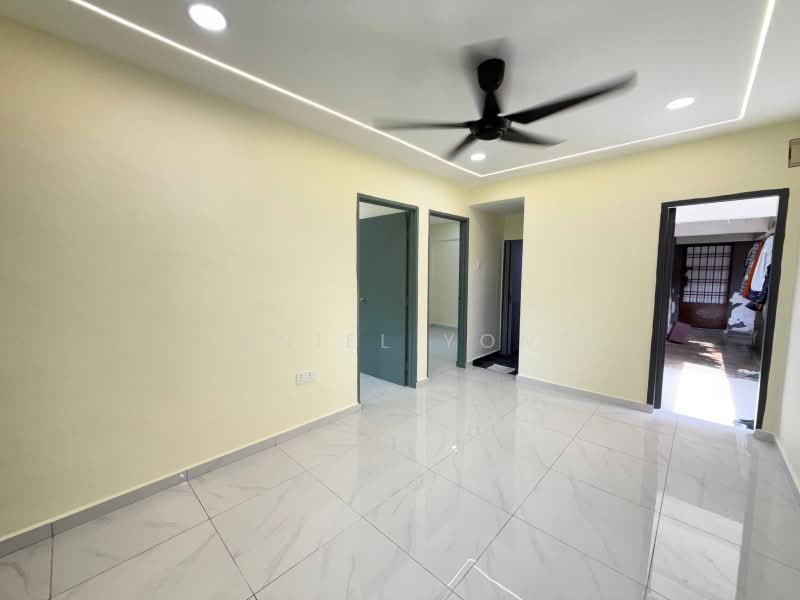 Flat for Sale at Flat Taman Rinting - Daniel Yong - Interior - PropertyGuru.com.my