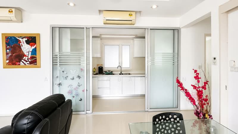 Kondominium untuk Dijual di One Jelatek - Abid Sabarudin - Living Room - PropertyGuru.com.my
