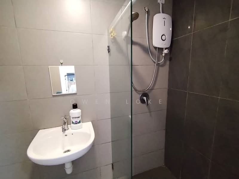 Service Residence for Rent at Avenue D'Vogue - Owen Loke - Bathroom - PropertyGuru.com.my