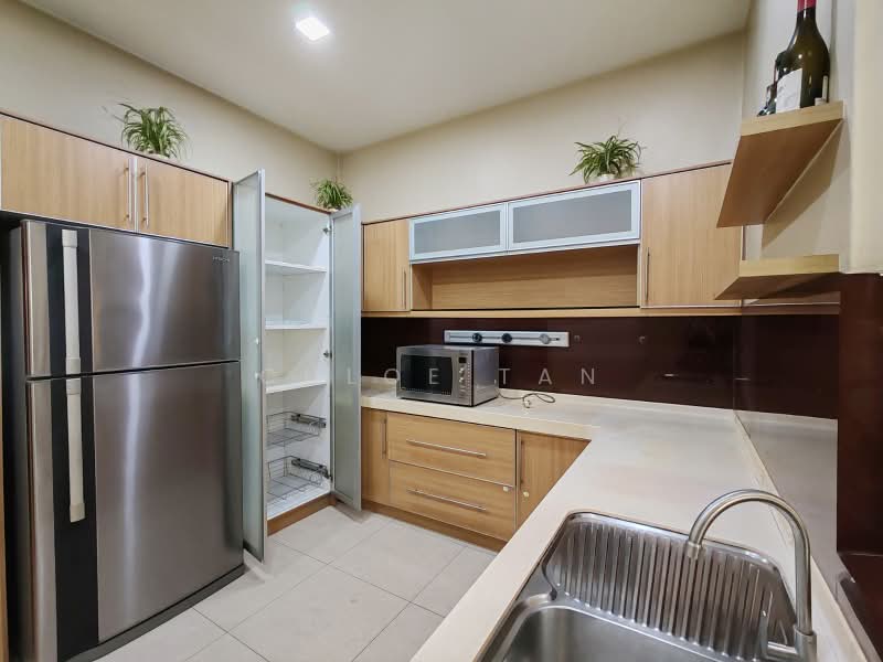 2-storey Terraced House for Rent in Kemuning Utama (Shah Alam) - Chloe Tan - Kitchen - PropertyGuru.com.my
