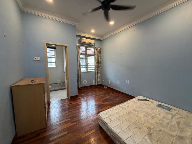 2-storey Terraced House for Rent in Kemuning Utama (Shah Alam) - Chloe Tan - Bedroom - PropertyGuru.com.my